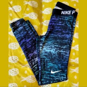 Nike Pro Tights | Small